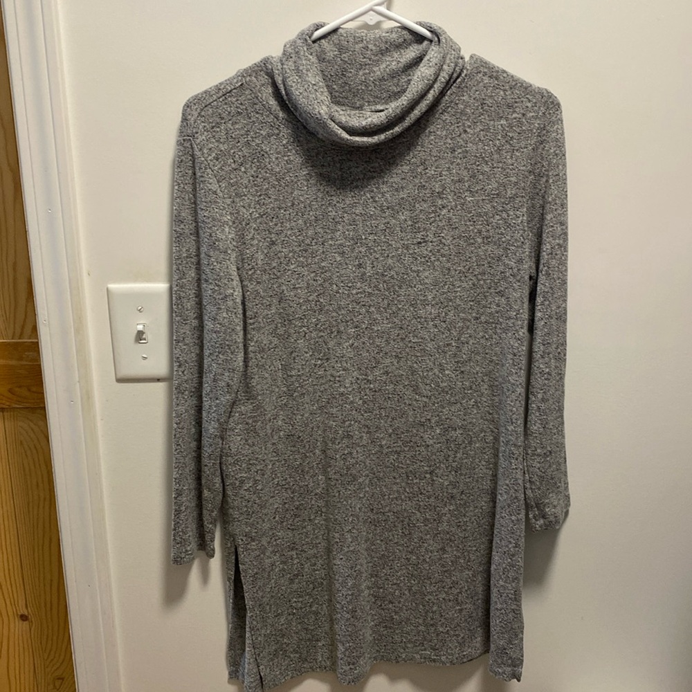 2 for $12 ⚜️ Old Navy Plush Knit Long Sleeve Turtleneck Tunic Grey Size Medium